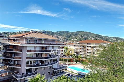 Vente appartement 3 pièces 64,77 m² Mandelieu.